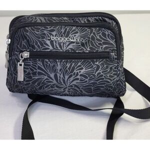 Baggallini Modern Everywhere Midnight Blossom Crossbody Travel Bag Purse Pockets